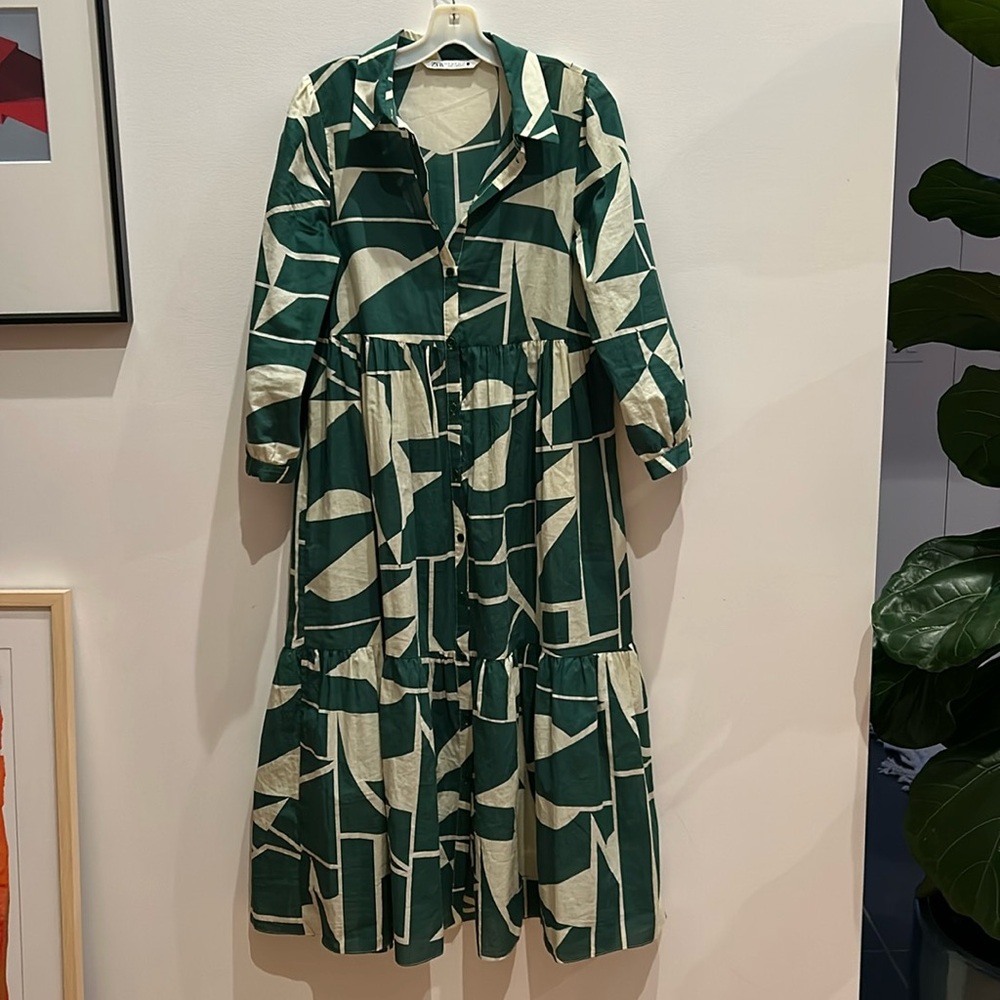 Zara green and cream dress. Long sleeved, perfect condition
